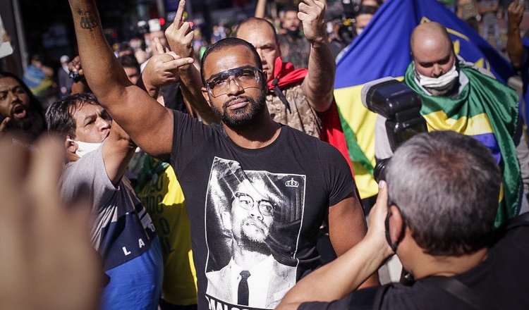 Novos protestos afirmam presença popular na luta contra Bolsonaro