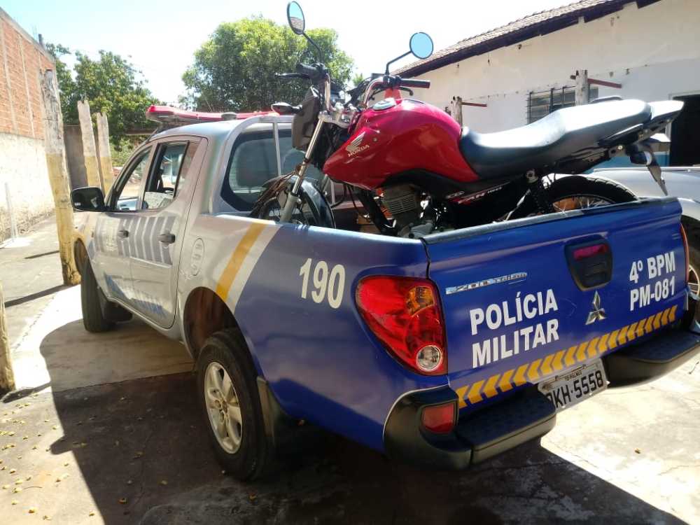 Moto furtada em 2019 em Goiás é recuperada em São Salvador do Tocantins e receptador é preso