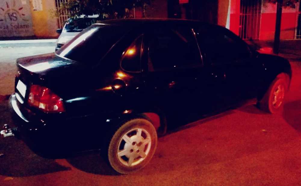 Motorista de aplicativo é amarrado e tem veículo roubado por criminosos na madrugada deste sábado, 15, em Palmas; suspeitos foram presos