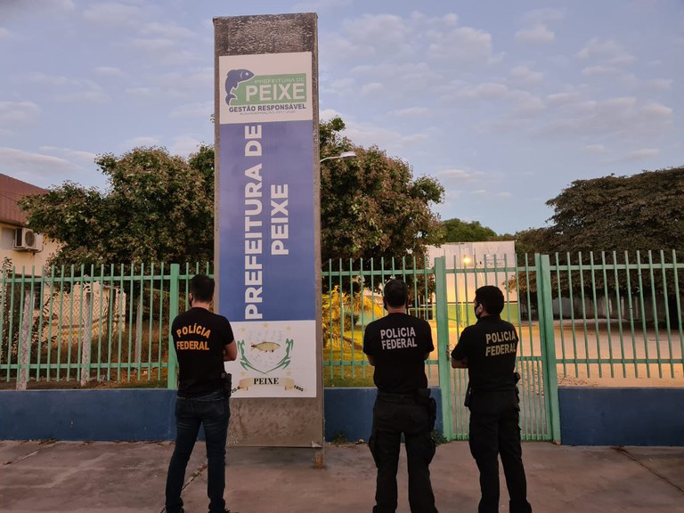 PF investiga fraudes na contratação de transporte escolar em 3 municípios do interior do Tocantins