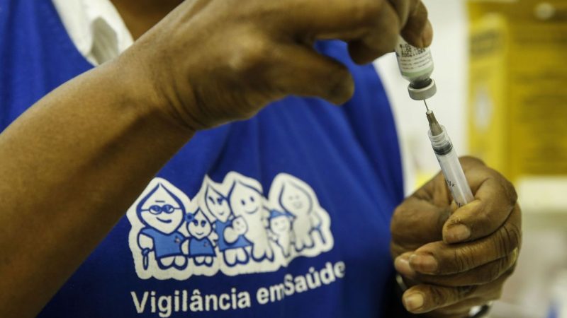 Pediatras alertam para queda na vacinação infantil durante a pandemia