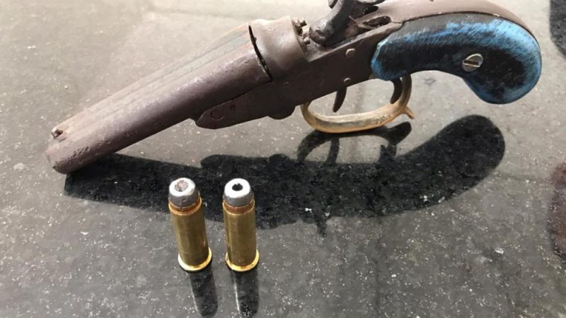 Homem de 22 anos é preso por porte ilegal de arma de fogo em Muricilândia