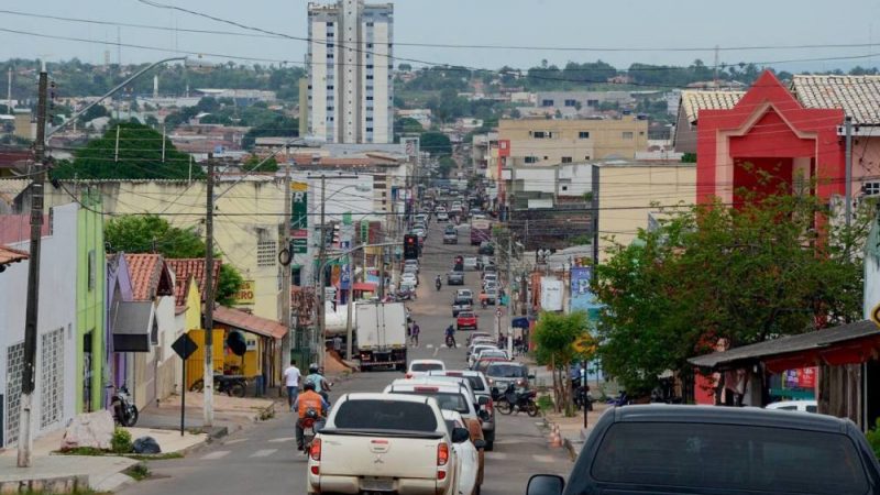 Prefeitura de Araguaína alerta condutores para mudança no sentido de três  ruas no centro da cidade
