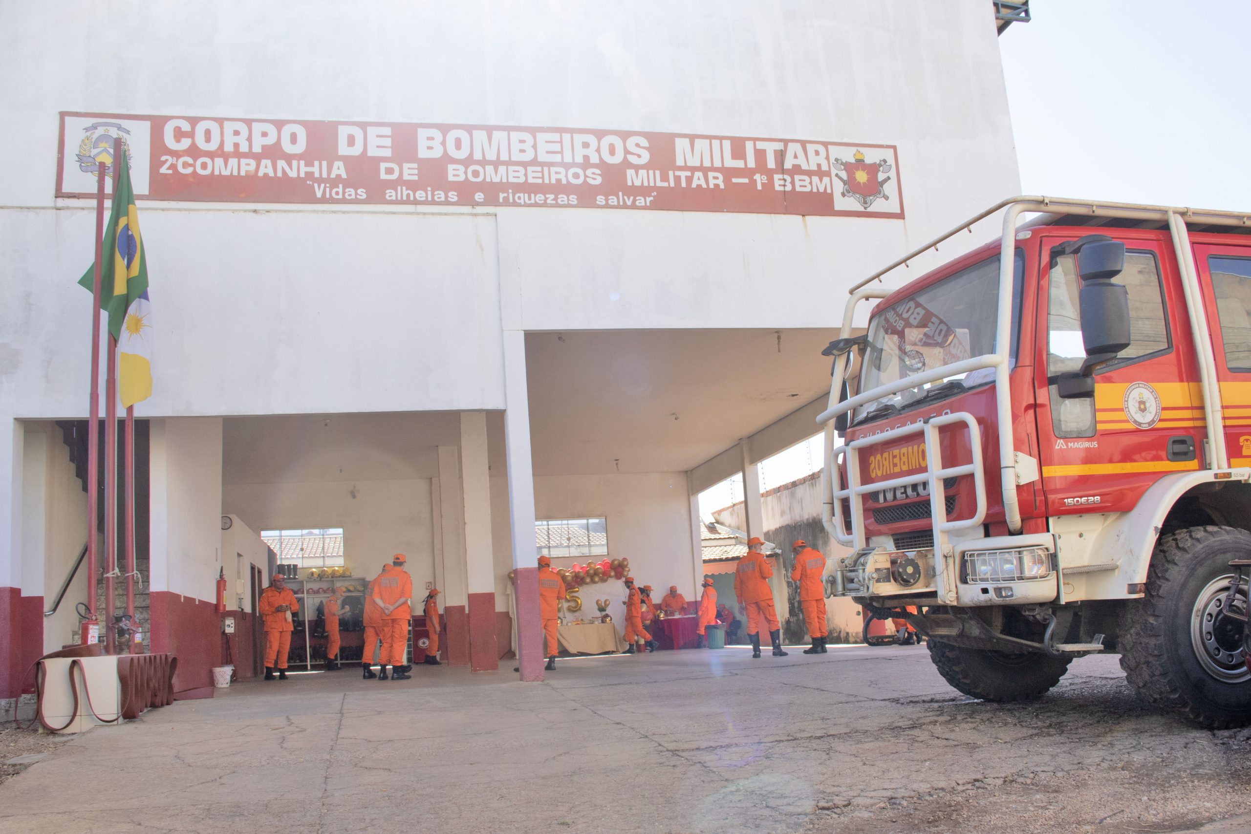 Bombeiros atendem três ocorrências de acidentes de trânsito em Taquaralto