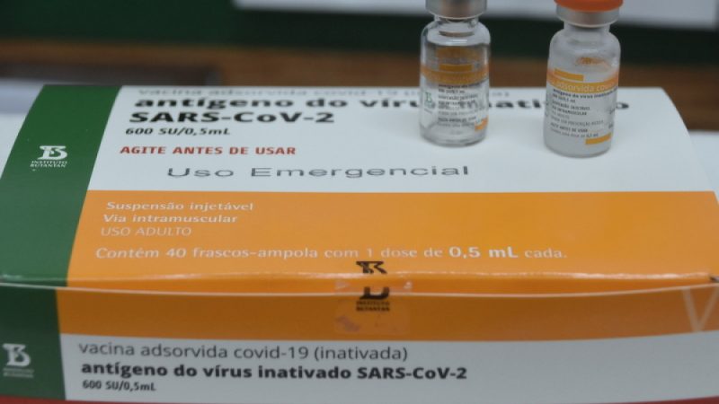 Vacinas para combate à Covid-19 podem ser retiradas pelos municípios a partir de 1º de março