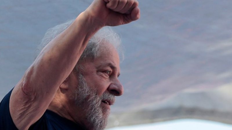 Lula volta a ser elegível: ministro Edson Fachin anula condenações do ex-presidente