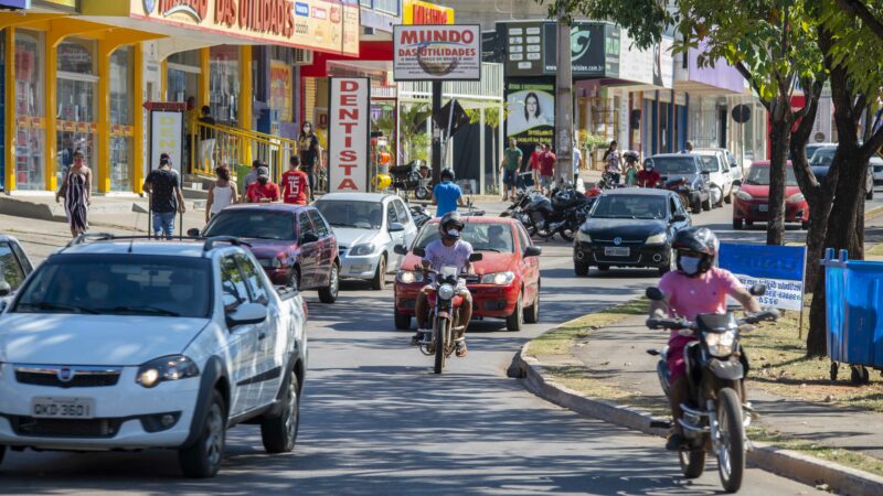 Shoppings, indústrias e comércio de rua têm horários de funcionamento ampliados em Palmas