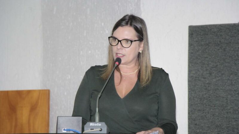 “Se não houver ajuda a situação ficará fora do controle”, diz Claudia Lelis ao cobrar pacote de ajuda para setor turístico, bares, restaurantes e lançar abaixo assinado virtual