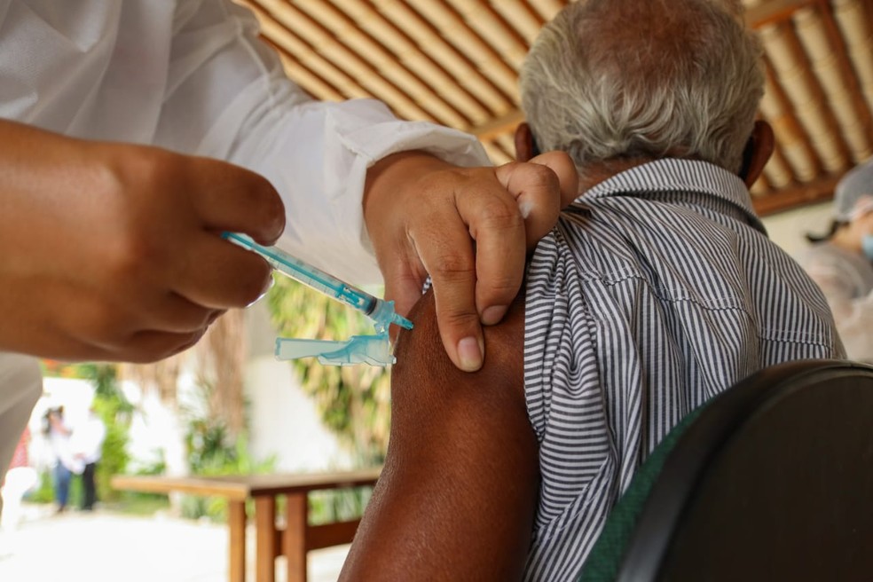 Após vacinação contra Covid-19, Tocantins reduz 52,5% das internações de pessoas acima de 80 anos