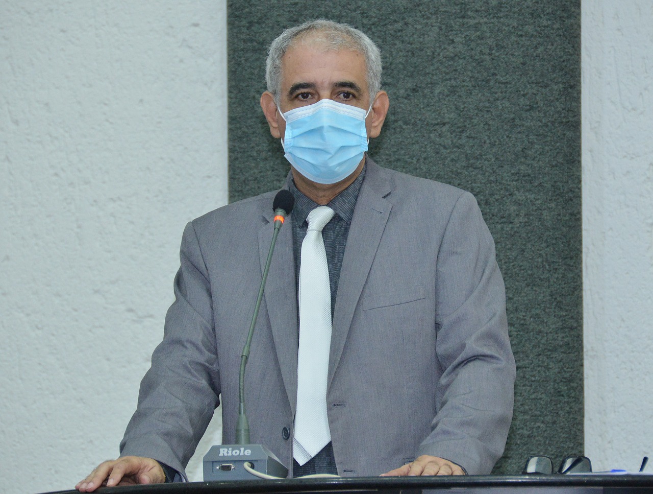 Deputado Zé Roberto Lula pede prioridade na vacina para servidores do Detran