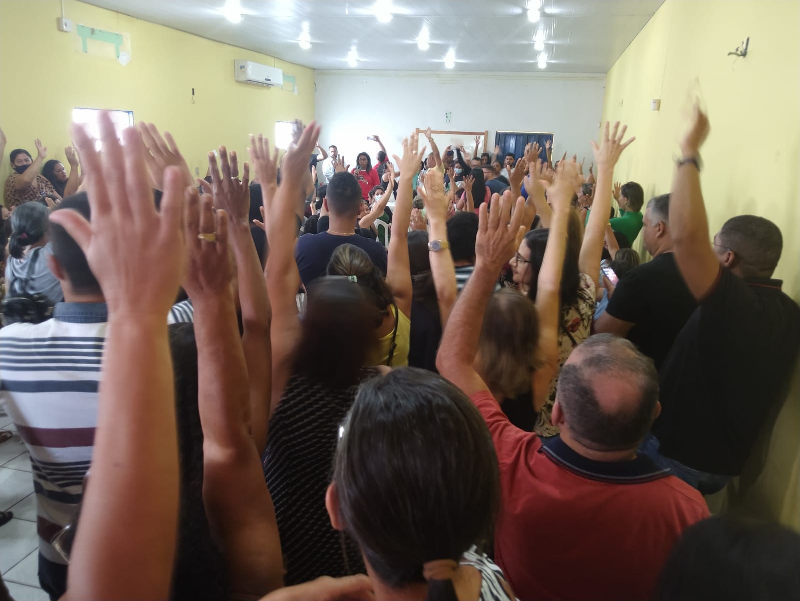 Educação aprova proposta da Prefeitura e encerra movimento grevista em Araguaína