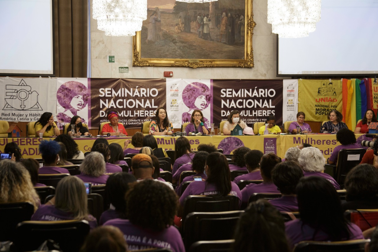 Seminário Nacional de Mulheres discute sobre garantia de direitos e combate à violência