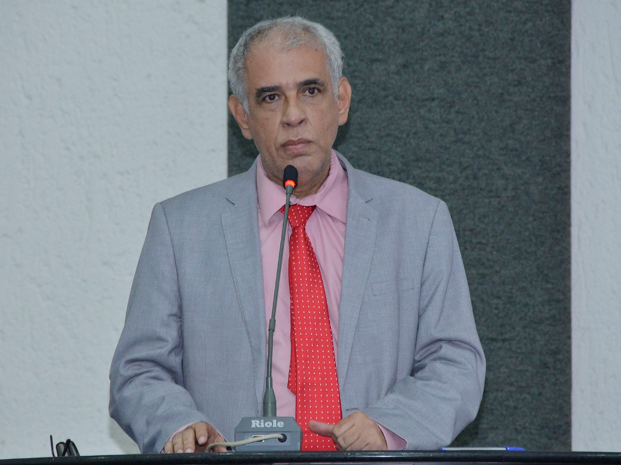 “Taxa para quem não paga”; Zé Roberto apresenta PL para ajuste do imposto de exportação no TO