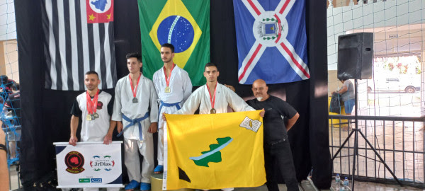 Atleta de Porto Nacional ganha medalha de bronze em São Paulo, na Copa Oshiro de Karatê