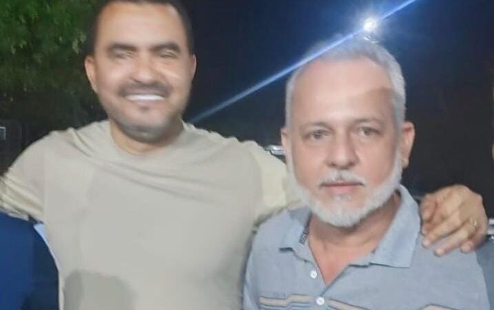 Perseguição? Após foto com governador Wanderlei, articulador, suplente de vereador é exonerado da prefeitura de Araguaína