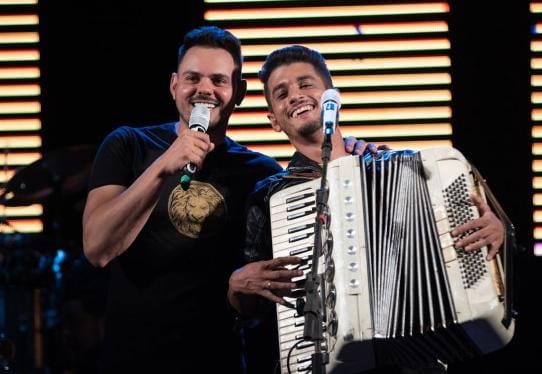 “No Tempo Certo”: Dupla tocantinense Alex & Matielo grava DVD ao vivo em Goiânia ao lado de grandes nomes da música sertaneja