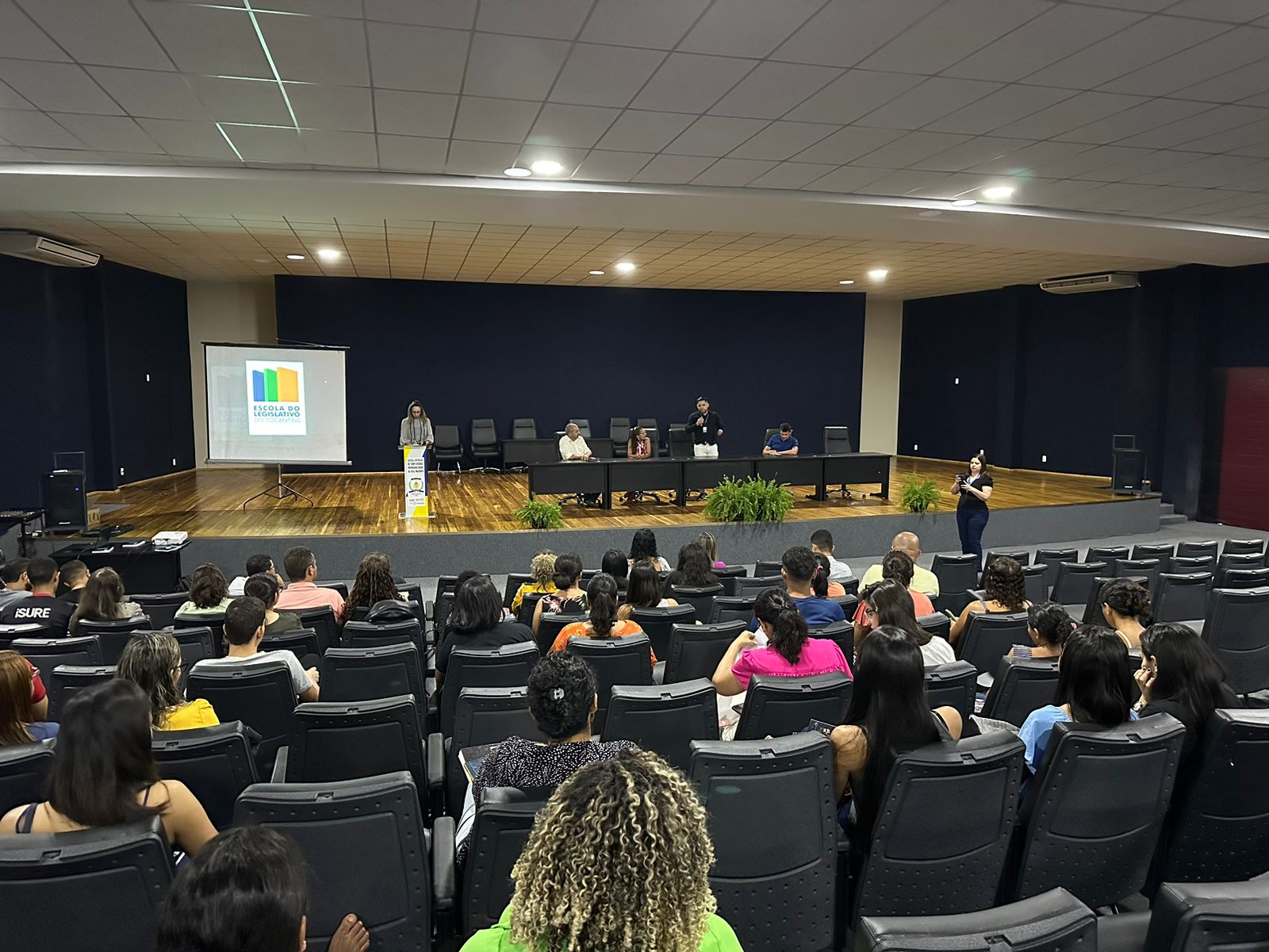 Preparatório para concursos públicos: Escola do Legislativo lança cursinho em Araguatins