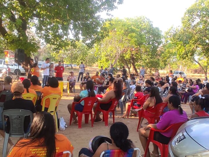 Facomto realiza encontro com famílias cadastradas no Projeto Esperança