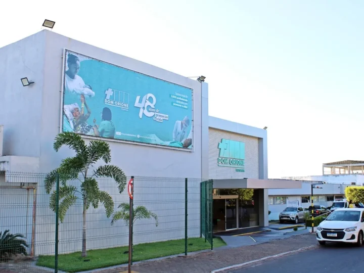 Diretor do Dom Orione, Padre Bruno Rodrigues, destacou participação de Jorge Frederico com emenda que ajuda no abastecimento da fábrica de fraldas do hospital