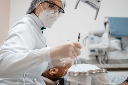 Sintras cobra esclarecimentos sobre suspensão do atendimento odontológico do PlanSaúde/Servir