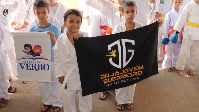 Em mostra de disciplina e união, crianças encantam no 1° Festival de Karatê de Porto Nacional